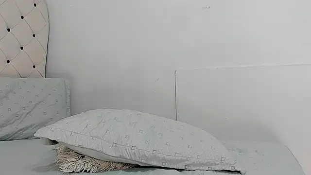 Alix_18_ webcam