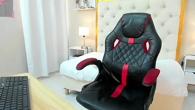 aura_sanders1 webcam
