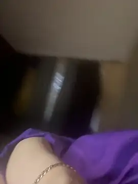 Naughtsexy_2025 webcam