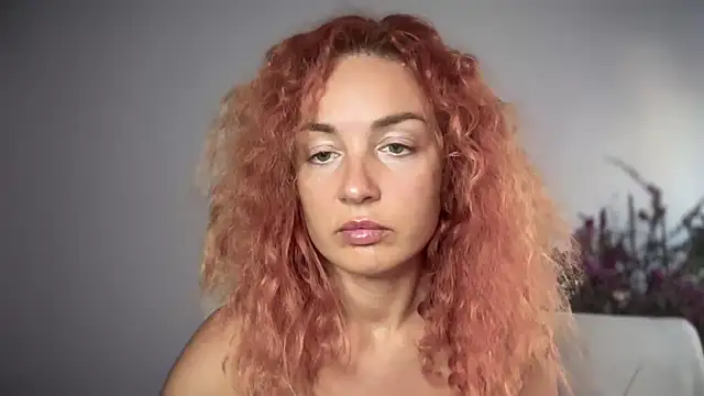 Reddgiirl webcam