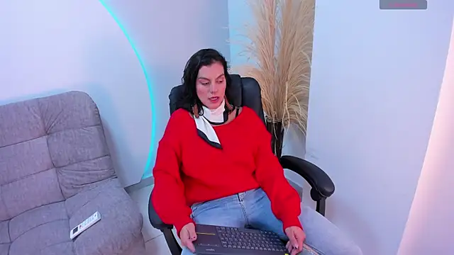 Ada_Monroe10 webcam