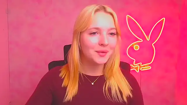 Milka_kiss_ webcam