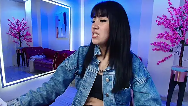 Leia_queens webcam