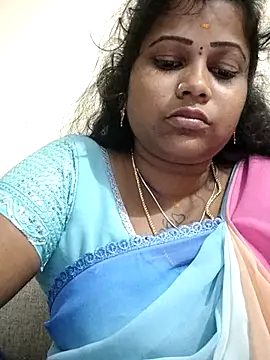 sweetqueen143 webcam