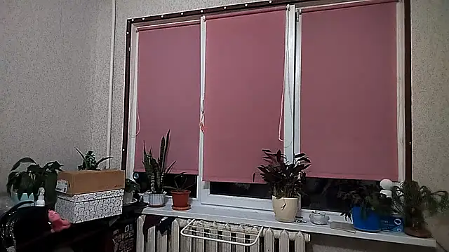 DominiqueFarria webcam