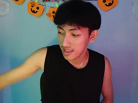 Wild_in_bedxx