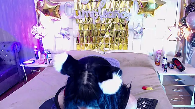 Foxxy_Doll webcam