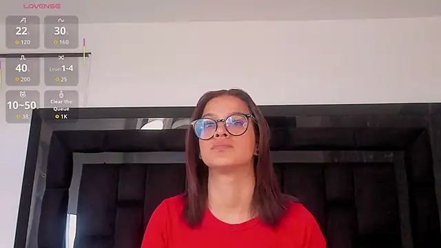 ZoeWestt webcam