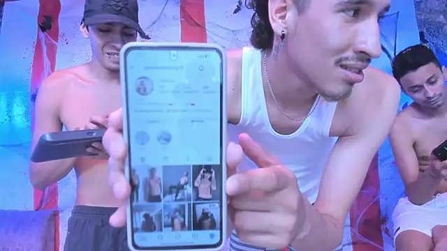 Juicy_Creww webcam