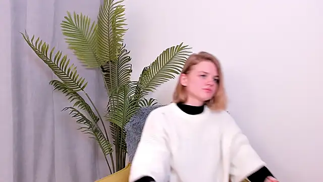 LillieLejune webcam