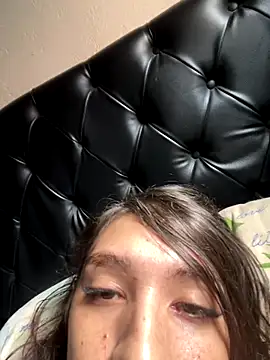 NICOLSKINNY1 webcam
