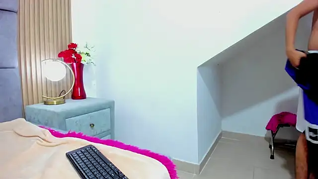 ChanellandMax webcam