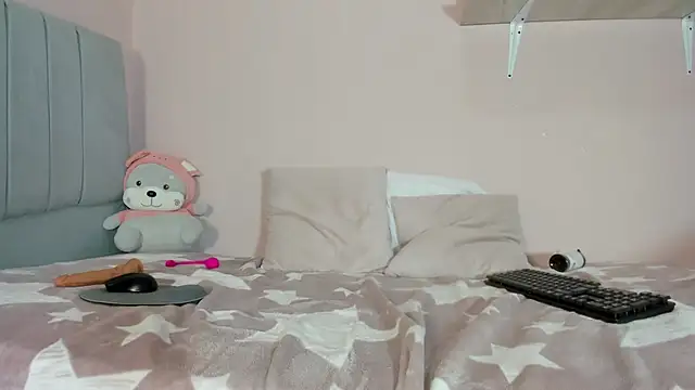 mary_cute9 (F young) - montar dildo
