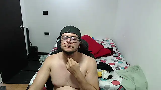 DirtyNotLimits_ webcam