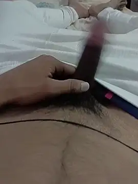 Hornyucum4me webcam