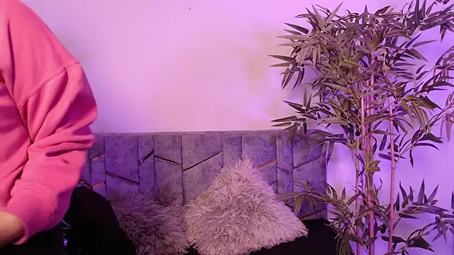 Aphriil__ webcam