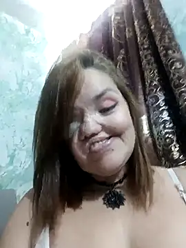 MayaLuna1 webcam