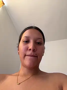 IsabellaJoness_ webcam