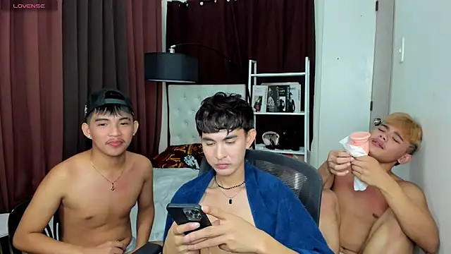 XloverXsiantwink