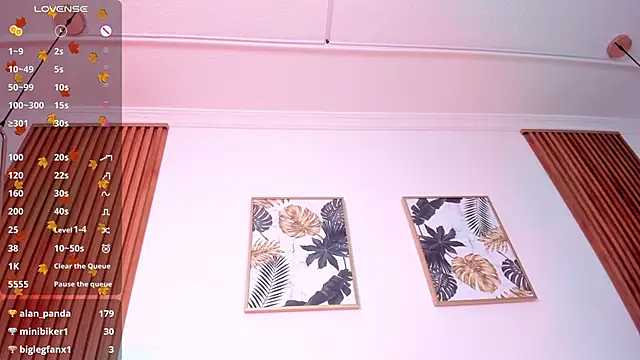 NicolWhite webcam