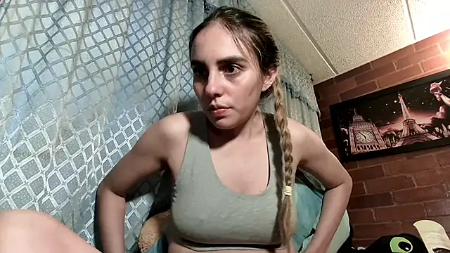 ValeriaLacrozee webcam