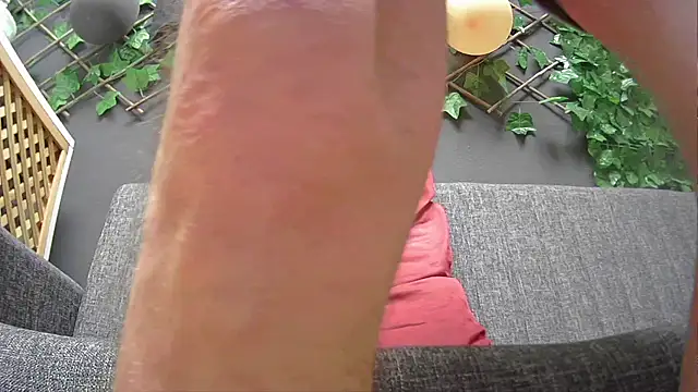 AwesomeBigcock webcam