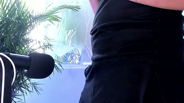 Alexander_Diiaz webcam
