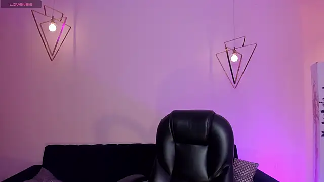 MaiaCollins webcam