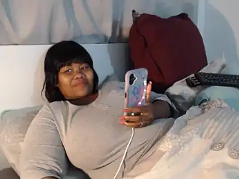 SweetieQueen1 webcam