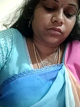 sweetqueen143 webcam