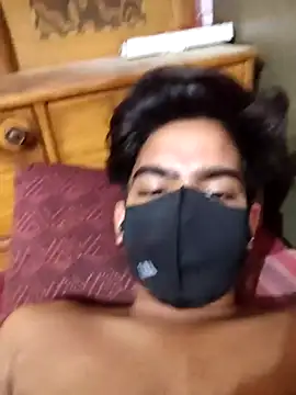 delhi__man_1 webcam