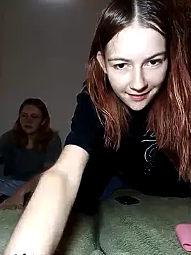 ella_grays webcam