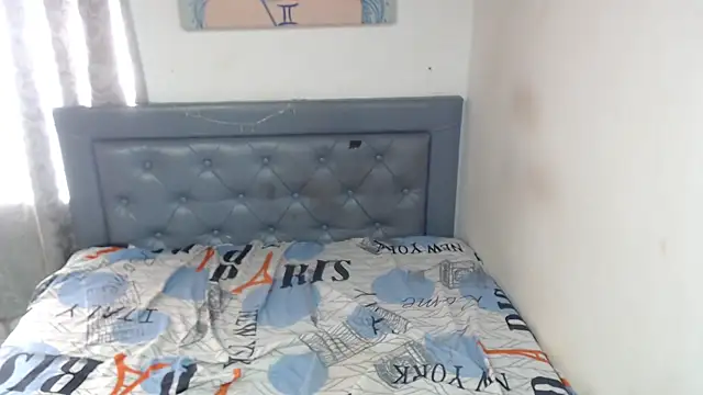 sarah_aguilar webcam