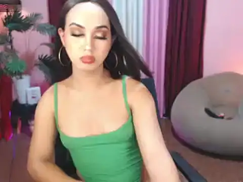 UrasianBIGcock696 webcam