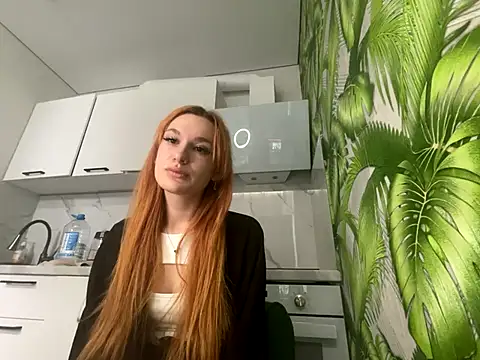 AriellaNorth webcam