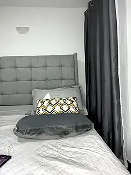 prettiepearl webcam