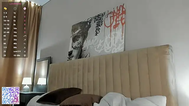 AngelenaCrittendon webcam