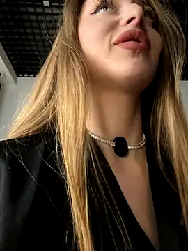 GraceSecrett webcam