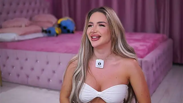 AshleySinn webcam