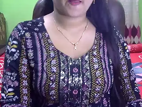 BengaliQueenStar webcam