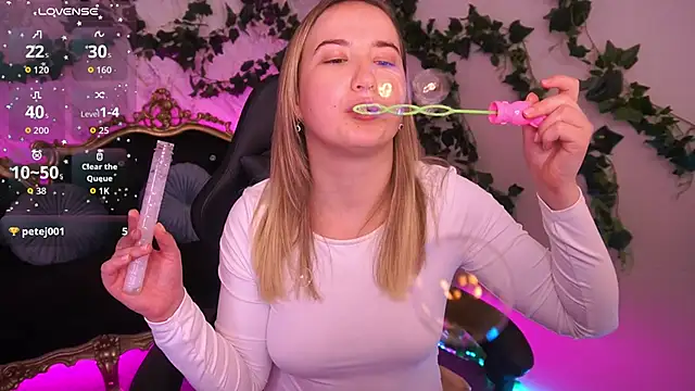 SofieBloom webcam