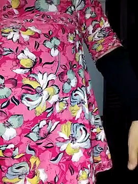 Banouti_23 webcam