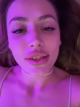 Elizabeth_Tay