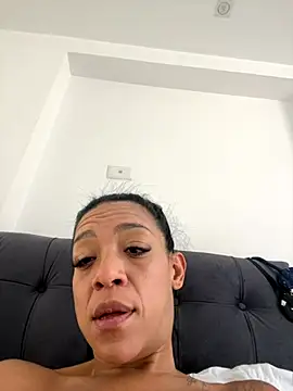Hellen_Milffit webcam