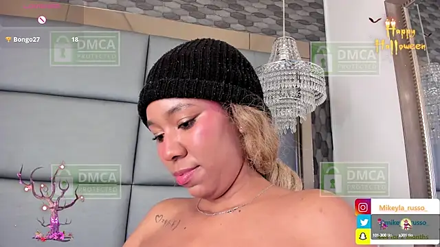 Mikeyla-Russo webcam