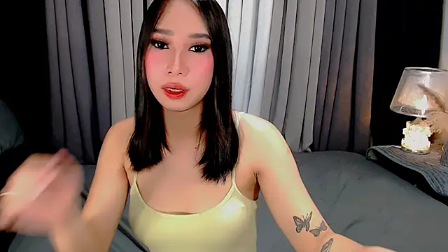 Kisha_fucks webcam