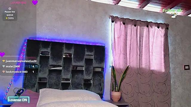 Luna_sophya webcam