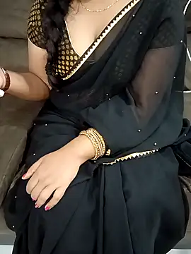 Mounika25 webcam