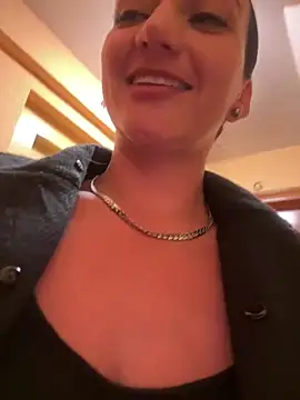 Ninabigtitied