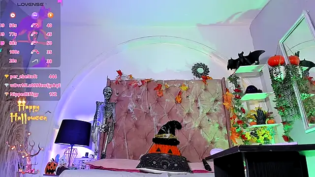 LadyAvalon webcam